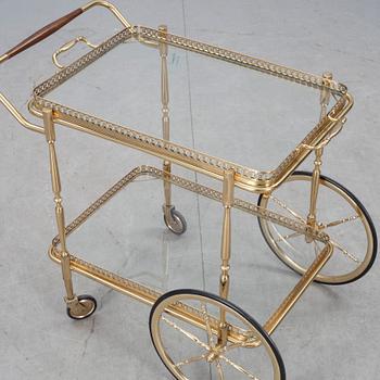 SERVERINGSVAGN, mässing och glas. 1900-talets senare hälft.