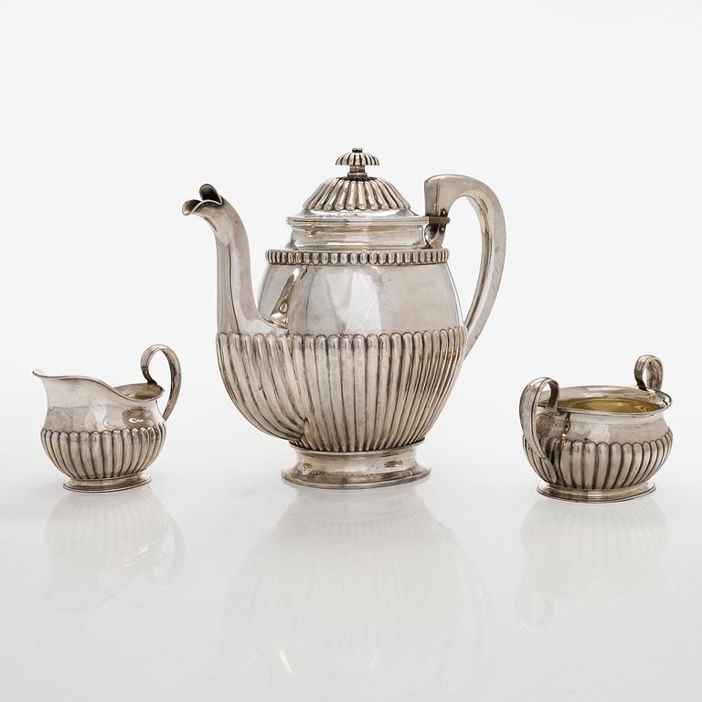 A three-piece silver coffee set in silver, Helsinki 1930 and 1938.