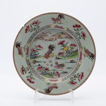 Plate, porcelain, China, Qing dynasty, Yongzheng (1723-35).