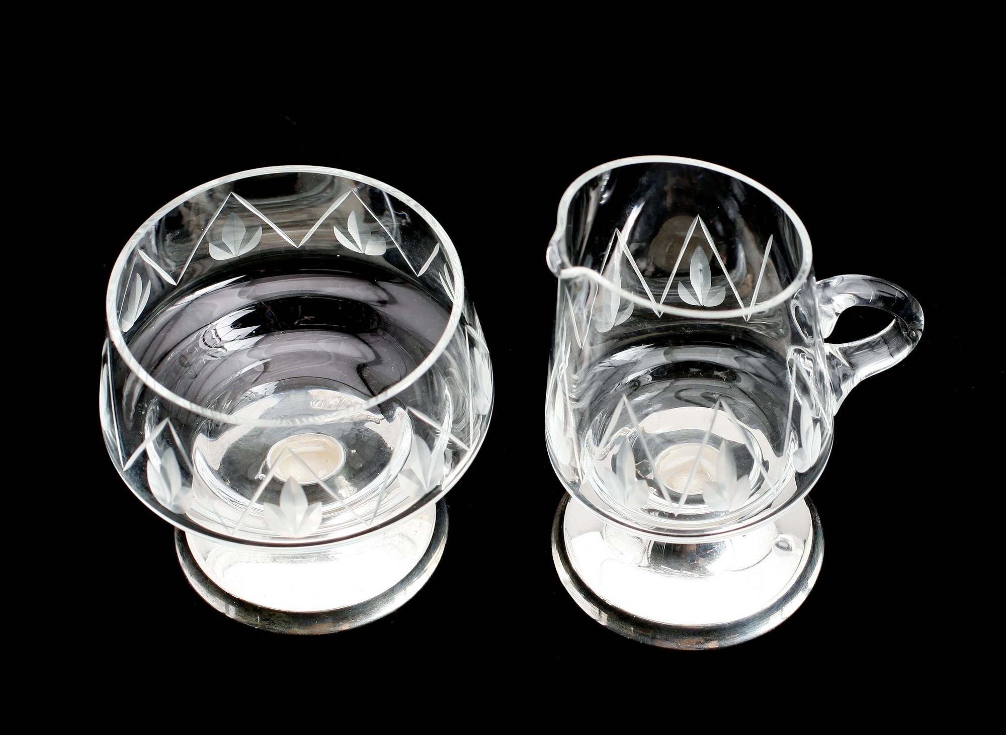 SOCKERSKÅL OCH GRÄDDKANNA, silver och glas, Kalevala, 1974.