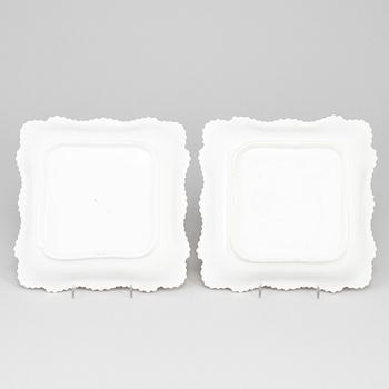 A pair of late Empire porcelain dishes, second half of the 19th century.