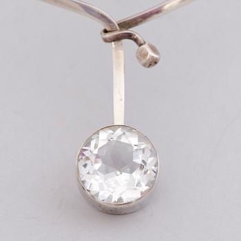 COLLIER, fasettslipad bergskristall, silver. Gussi, design Gert Thysell. Malmö, 1969.