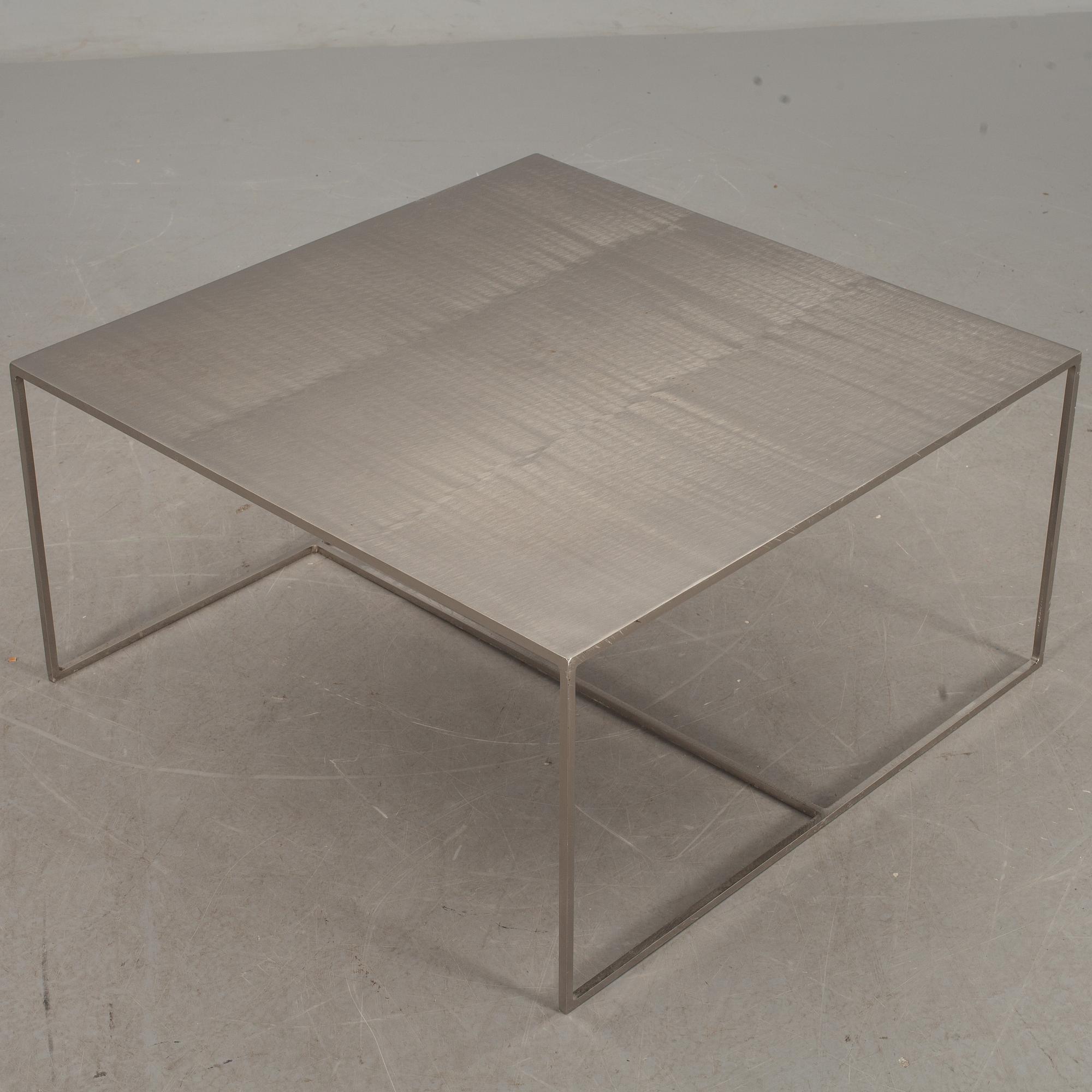 SOFFBORD, Minotti, Italien, etikettmärkt.