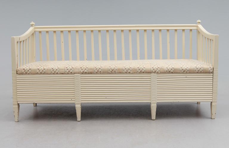 SOFFA, gustavianskt provinsarbete, 1800-talets början.