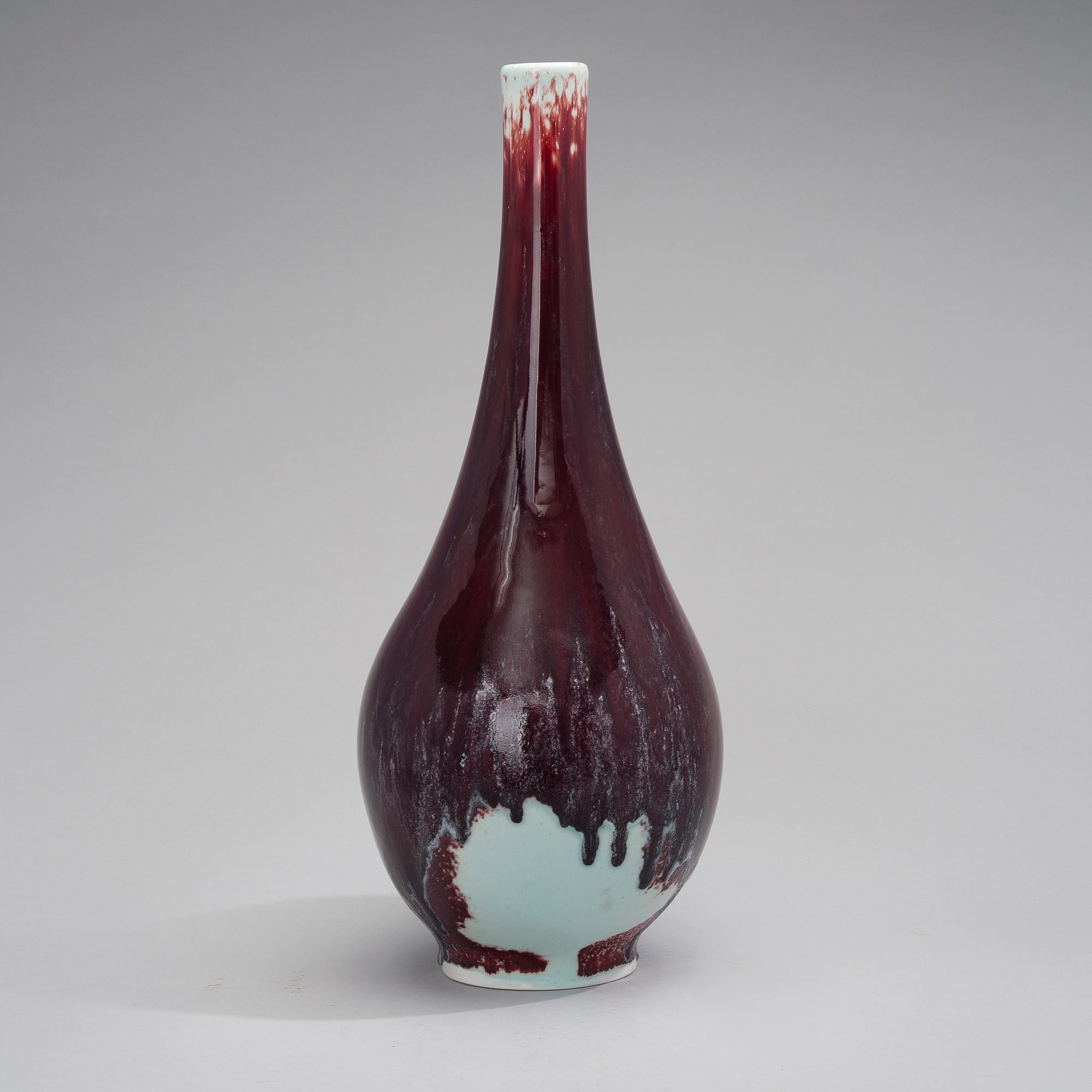 FRIEDL HOLZER-KJELLBERG, A CERAMIC VASE. Signed Arabia, F.H.Kj. 1950s.
