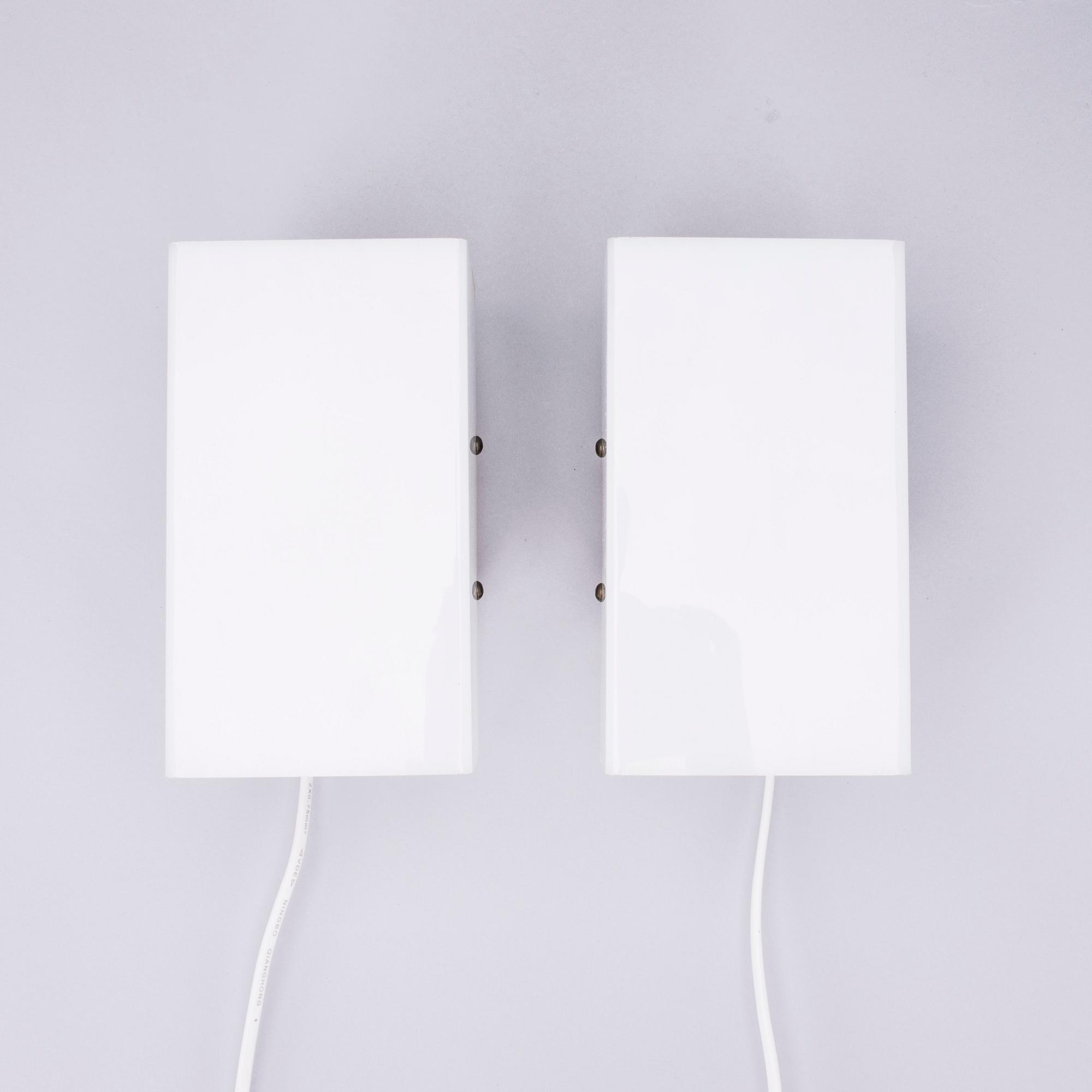 VÄGGLAMPOR, ett par, Yki Nummi, Stockmann Orno.