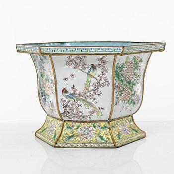 A planter, China, 20th Century.
