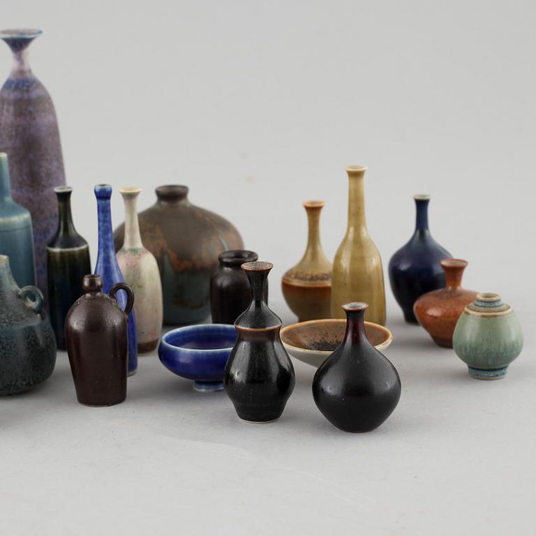 49 stoneware miniatures, mainly from Höganäs, 20th century.