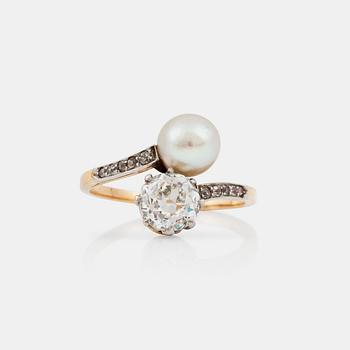 1107. A old-cut diamond, circa 1.10 ct H-I/VS, and pearl ring.