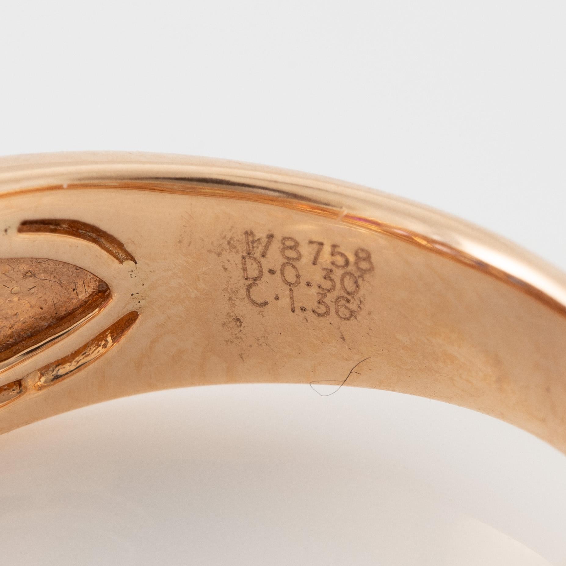 Ring 18K med flerfärgade safirer och briljantslipade diamanter.