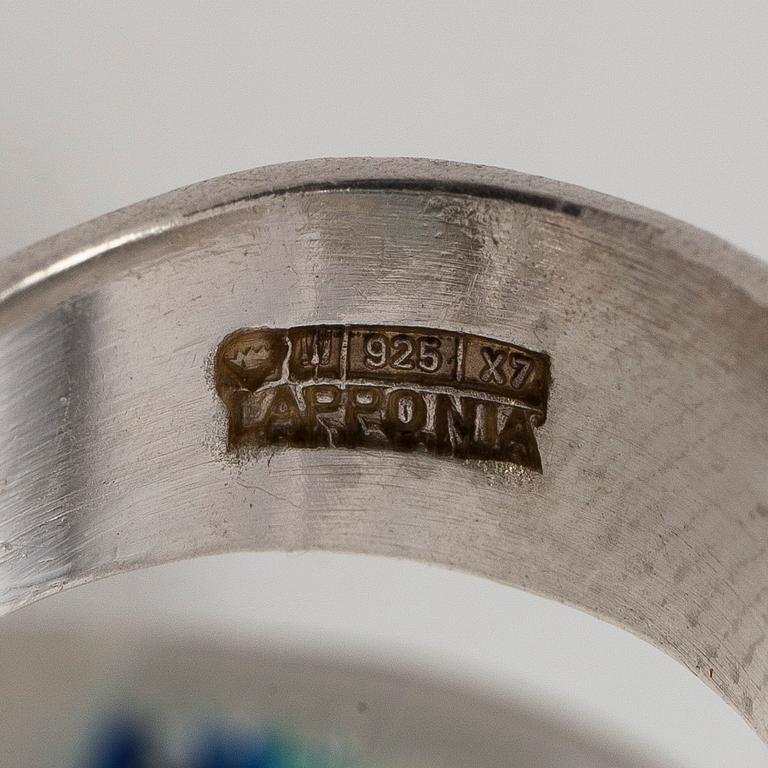Björn Weckström, ring, "Förstelnad sjö", silver, akryl, Lapponia 1975.