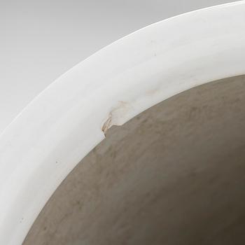 Paraplyställ, porslin, Japan, 1900-talets första hälft.
