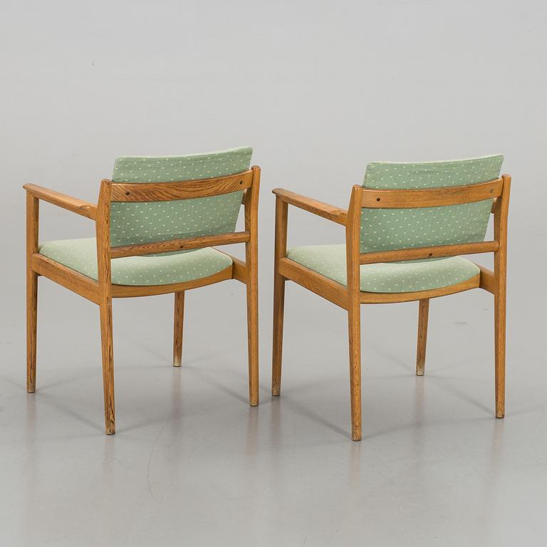 KARL ERIK EKSELIUS, A PAIR OF ARMCHAIRS JOC.