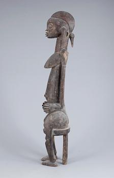 SKULPTUR, skuret trä, Afrika, omkring 1900-talets mitt.