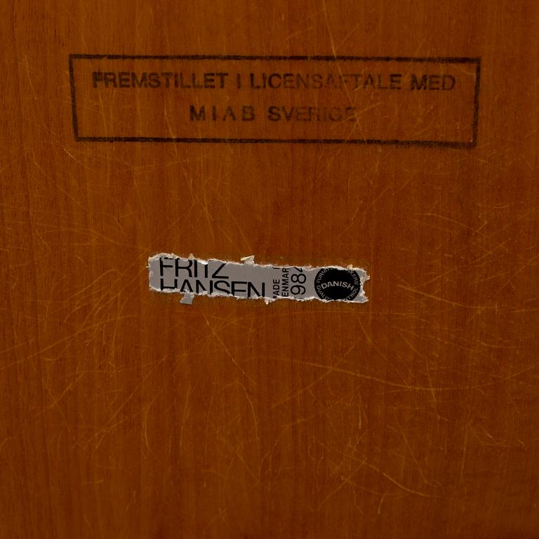 BRUNO MATHSSON / PIET HEIN, bord, "Supercirkel", 1900-talets andra hälft.