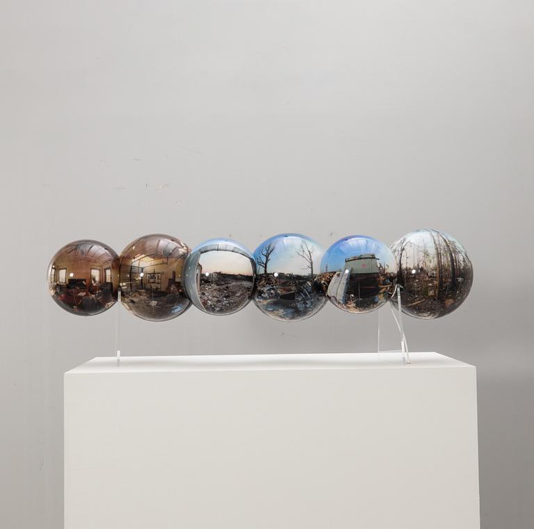 Bigert & Bergström (Mats Bigert, Lars Bergström), "Tornado Trail".