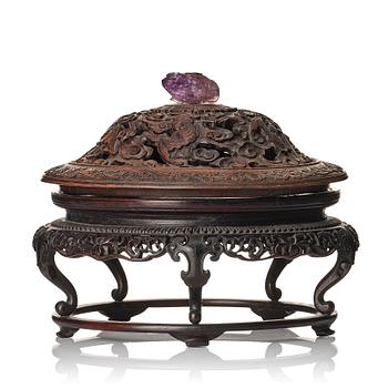 A hardwood cover and stand, Qing dynasty.