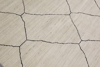 A Moroccan rug, approx. 197 x 149 cm.
