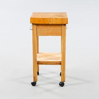 SLAKTARBÄNK / HUGGKUBBE, 1900-talets andra hälft.