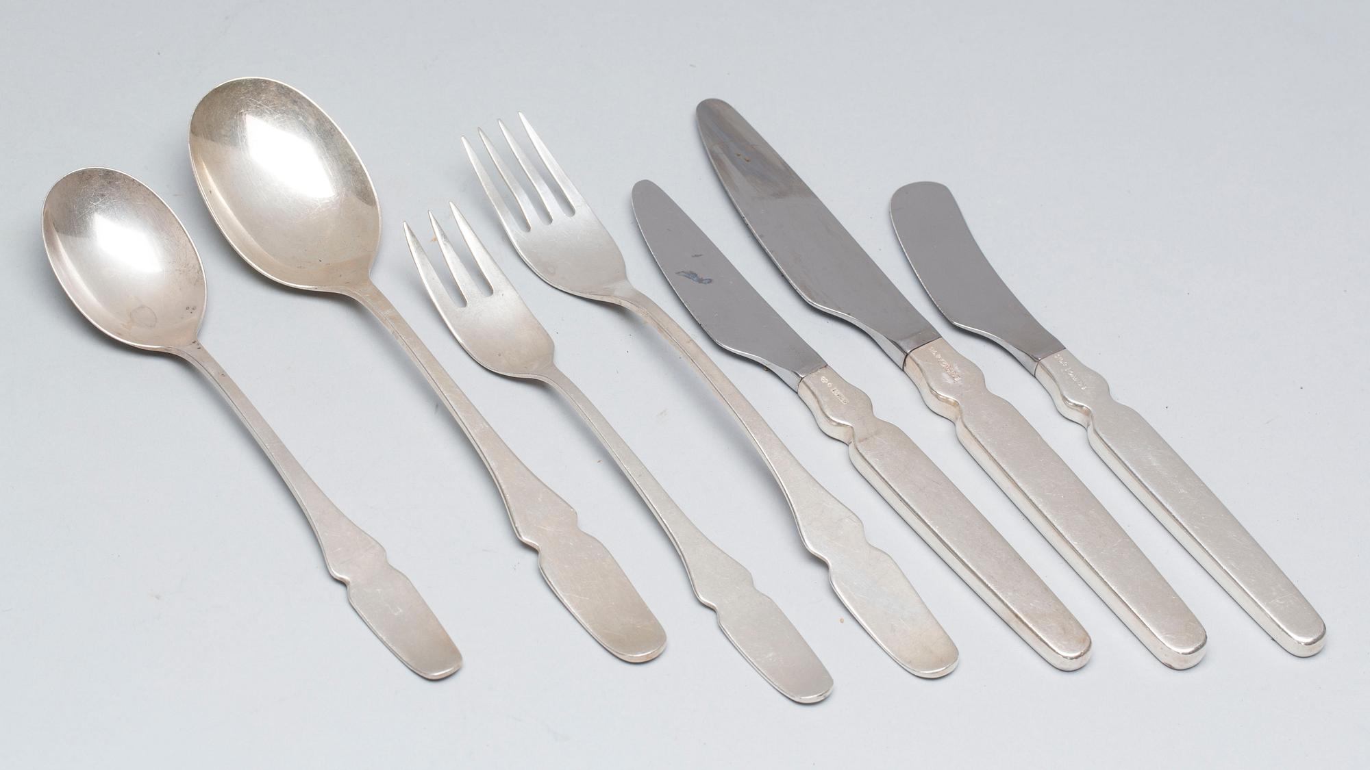 BESTICKSUPPSÄTTNING, silver, 58 delar. Sigurd Person för GAB, 1977. Vikt (inkl knivblad i rostfritt stål) 2.400 gr.