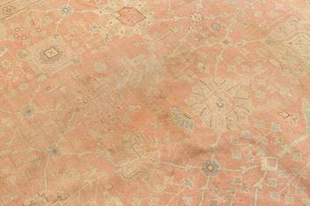 Rug, Smyrna, likely semi-antique, 425 x 342 cm.