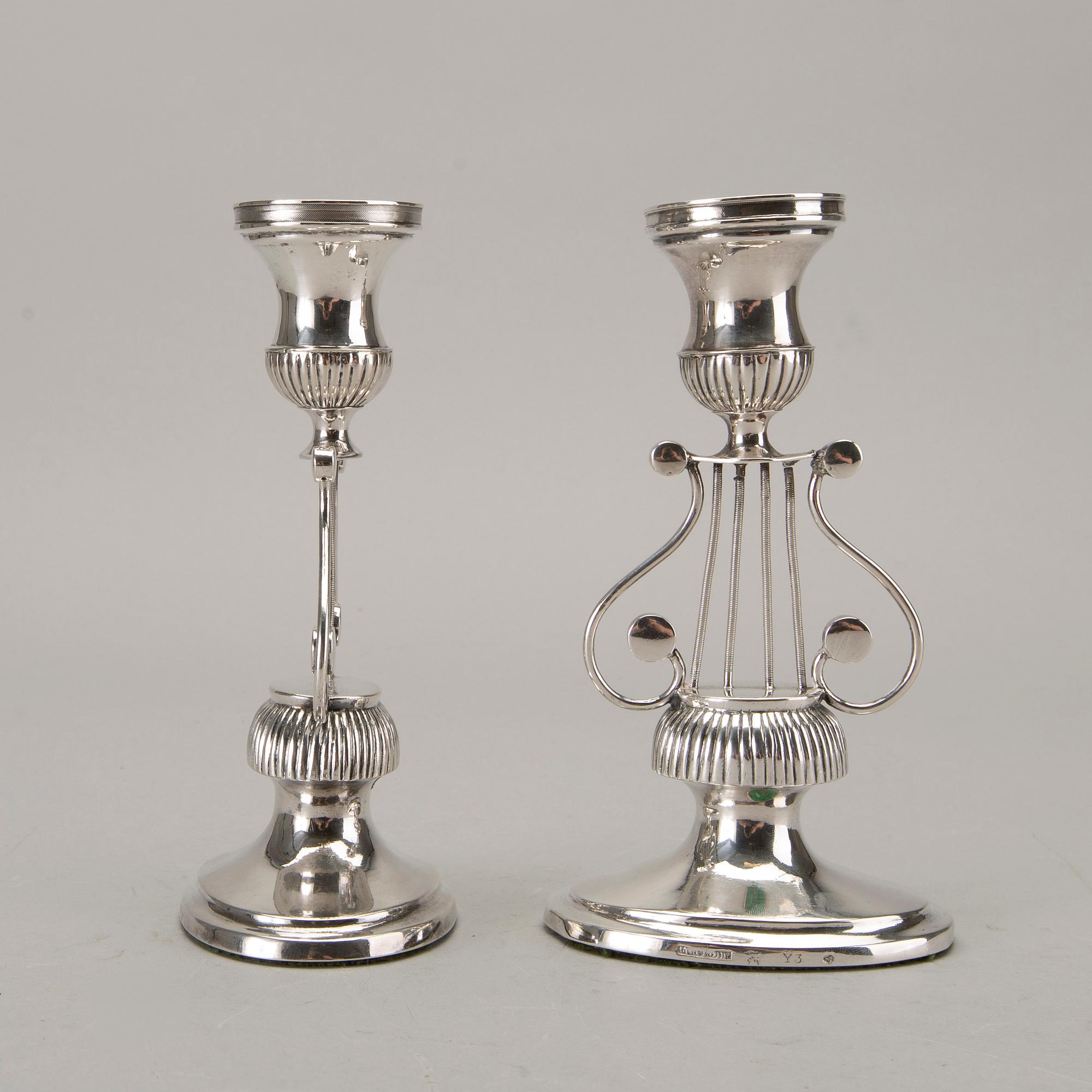 A piar of Swedish 19th century silver candle sticks, mark of JU Flohr Norrköping 1829, height ca 16 cm,
