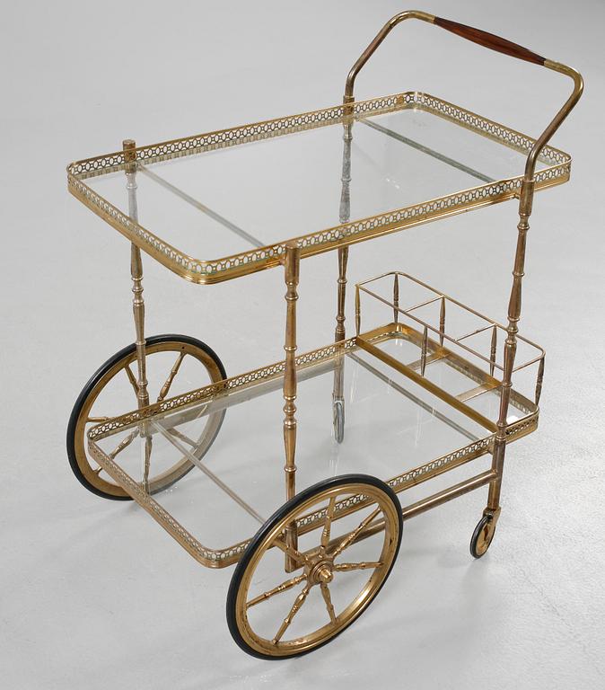 SERVERINGSVAGN, 1900-talets andra hälft.