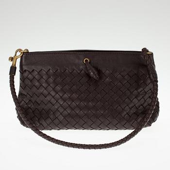 VÄSKA, axelremsväska / wristlet, Bottega Veneta.