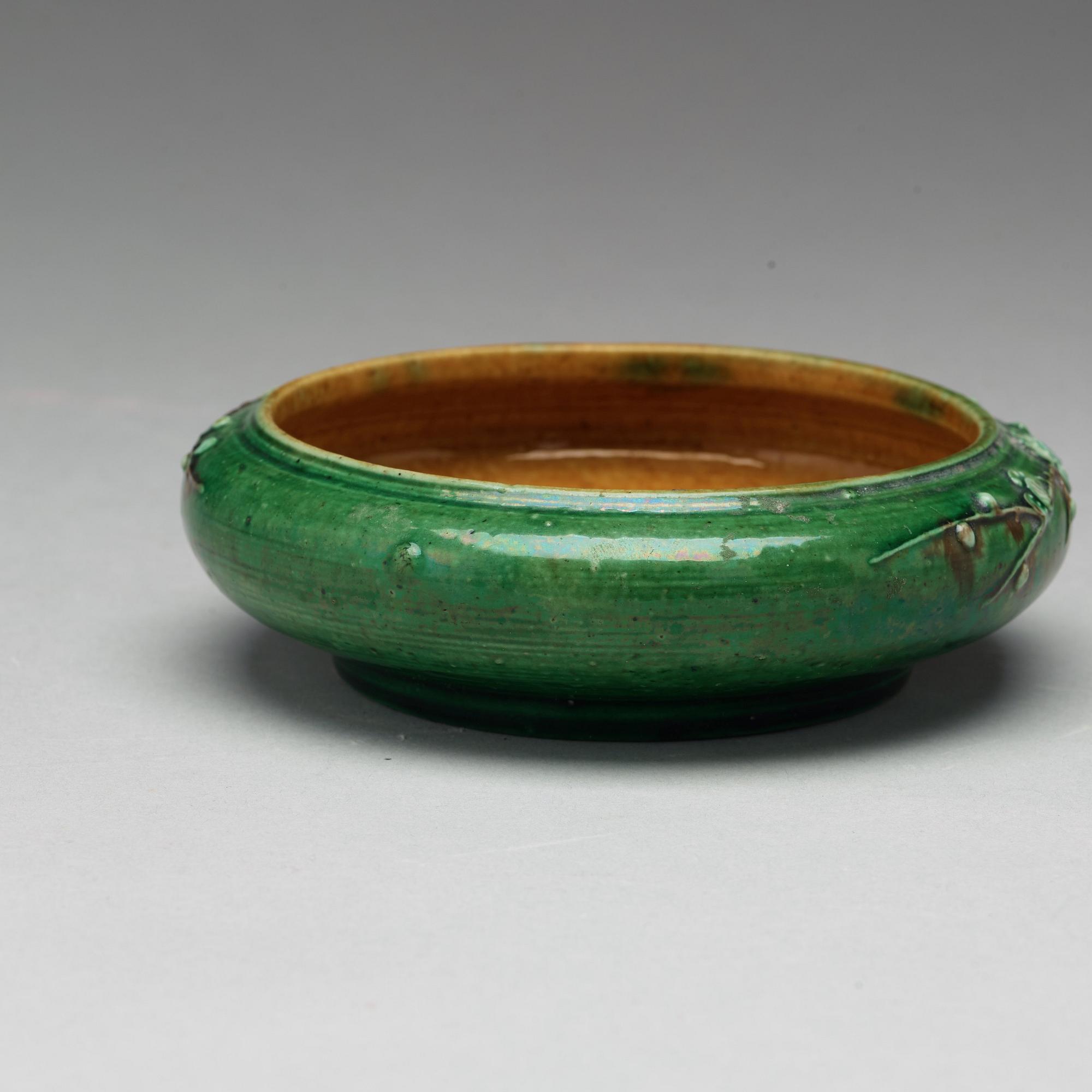 A bisquit brush washer, Qing dynasty, Kangxi (1662-1722).