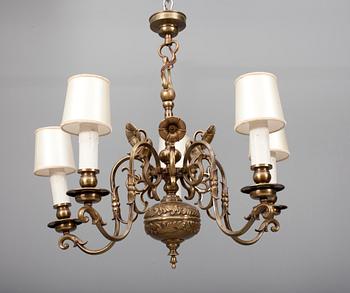 TAKKRONA, barockstil, 1900-talets första hälft. Höjd 67 cm.