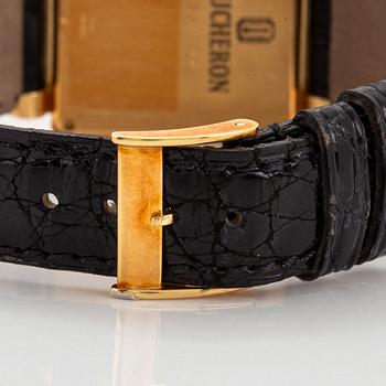 Boucheron, wristwatch, 27 x 36 mm.
