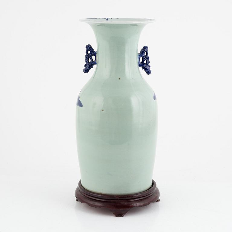 Floor vase, China, circa 1900, porcelain.