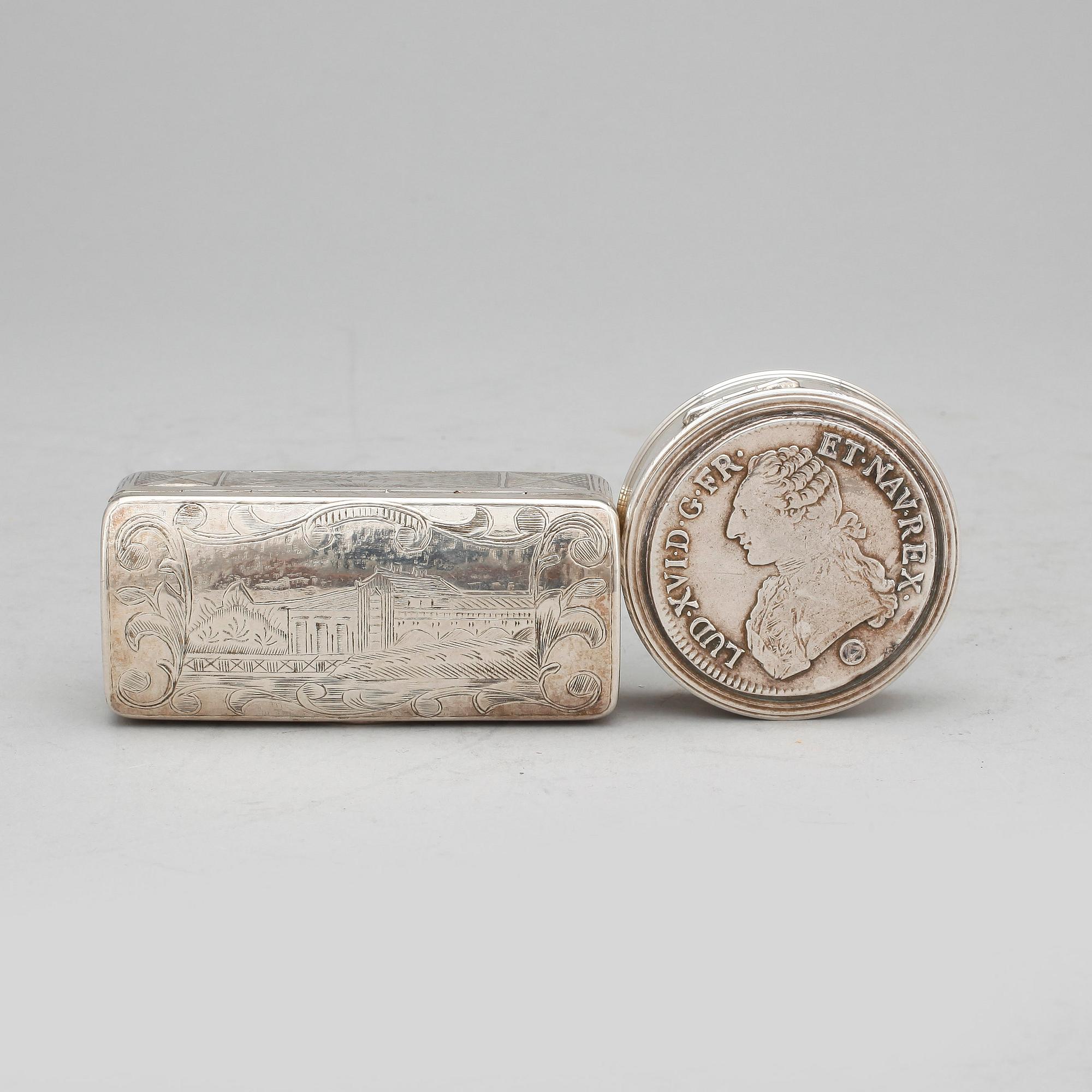 DOSOR, silver, Frankrike/Ryssland, 1858 resp 1775. Vikt 128 gram.