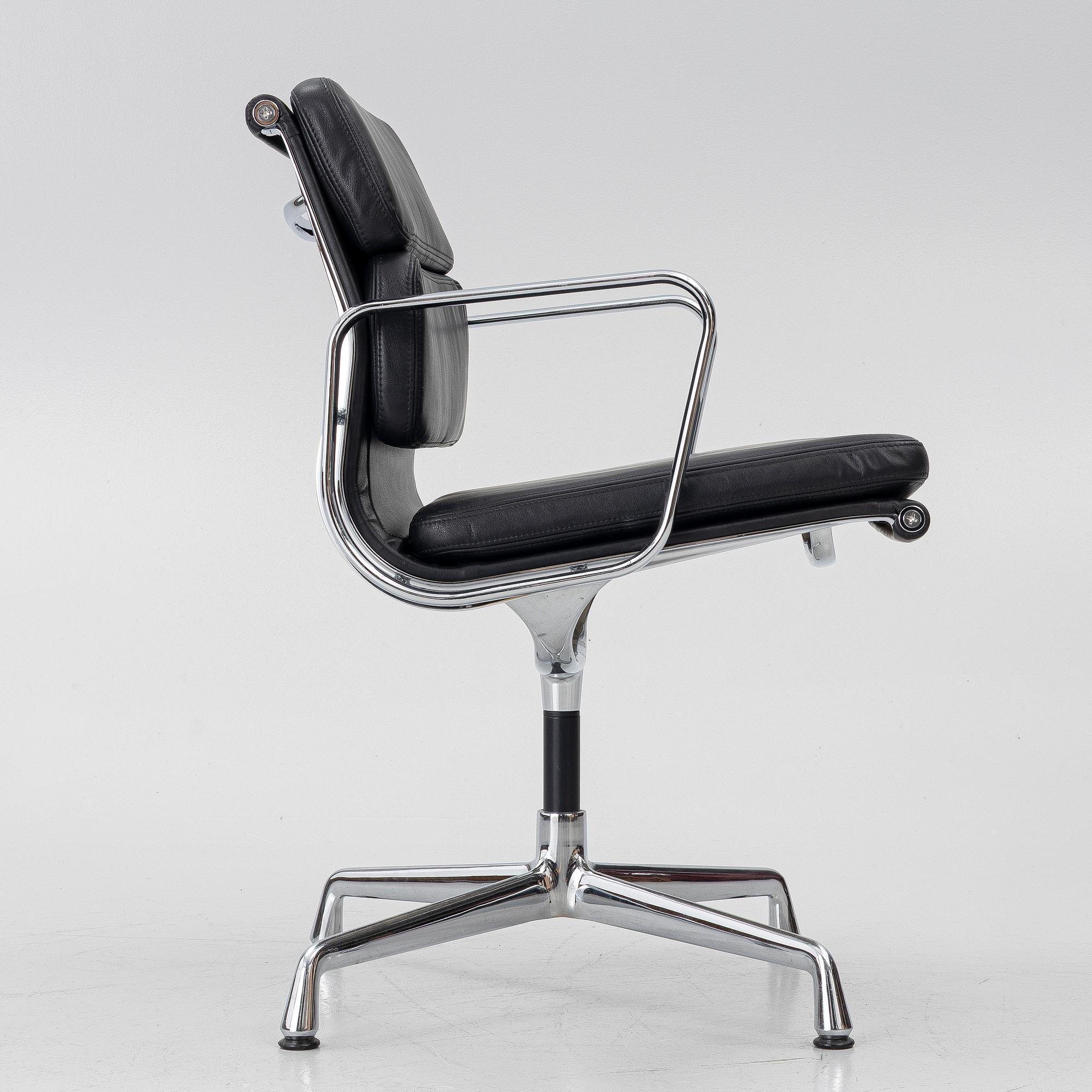 Charles & Ray Eames, Chair, “Soft Pad Alu Chair”, model EA208, Vitra.