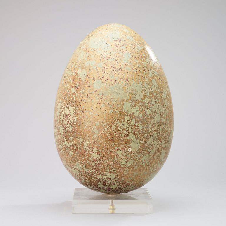 A Hans Hedberg faience egg, Biot, France.