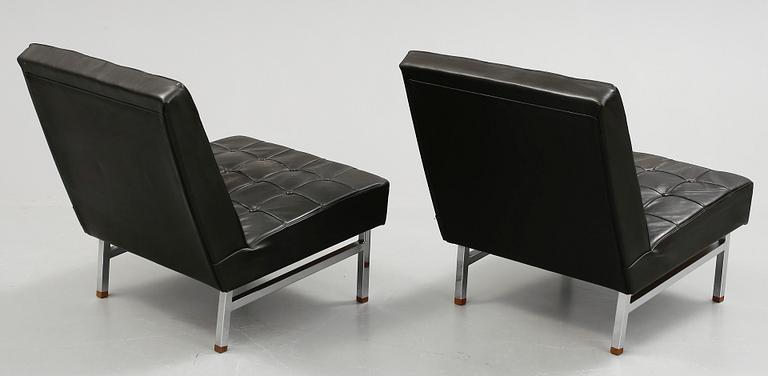 FÅTÖLJER, ett par, 1900-talets andra hälft.