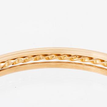 An 18K gold bracelet from Verona Italy.