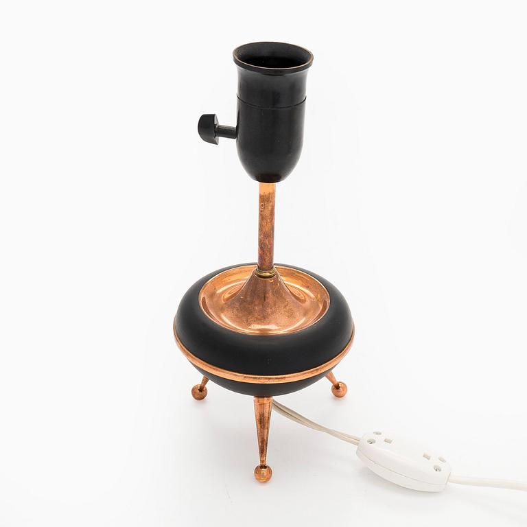 Bordslampa, V. Soini 1900-talets mitt.