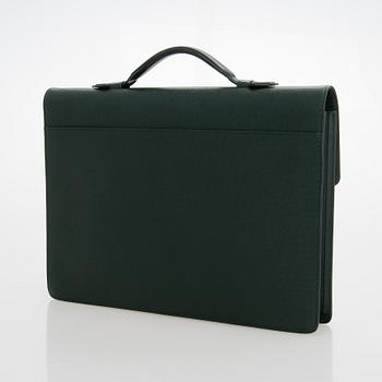 Louis Vuitton, A Taiga leather 'Minuto' Briefcase.
