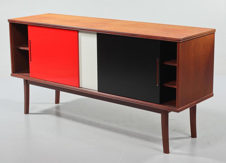 SIDEBOARD, Danmark, 1900-talet andra hälft.