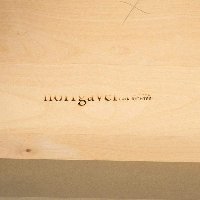 Nirvan Richter, bord, Norrgavel.