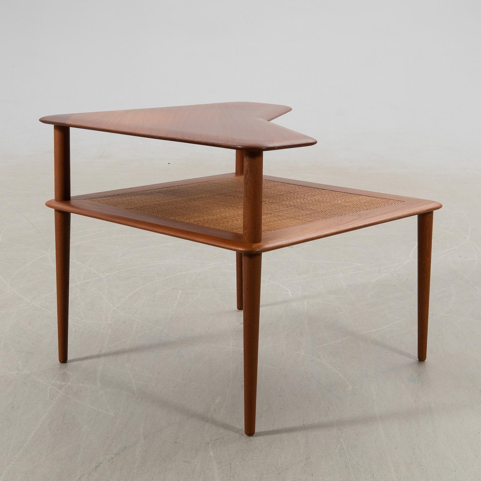 Peter Hvidt & Orla Mølgaard Nielsen, coffee table, "Minerva", France & Son, Denmark, 1960s.
