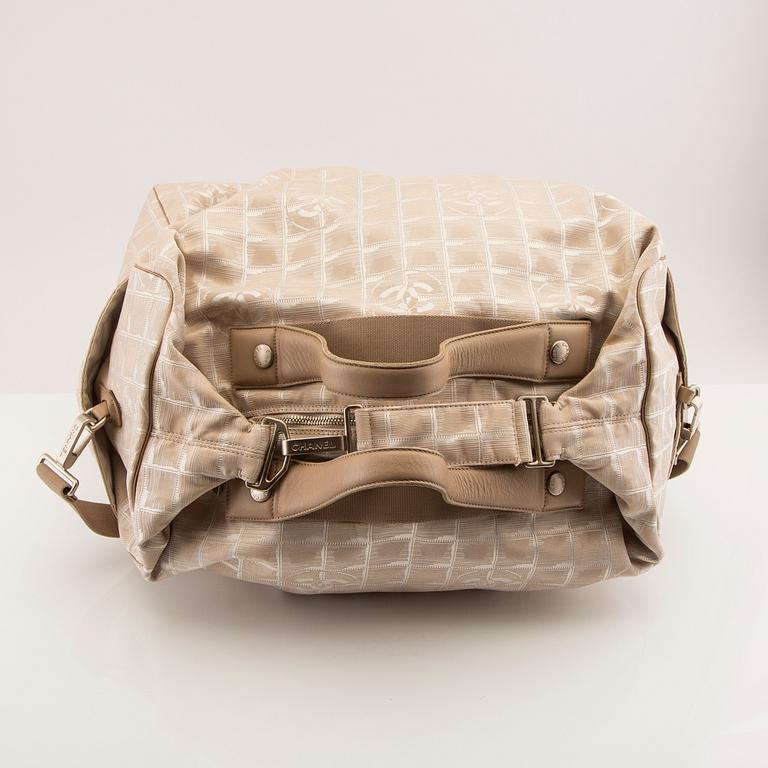 A Chanel bag 21st century.