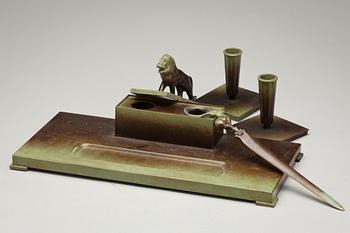 SKRIVSET, Ystad Metall, 1900-tal.