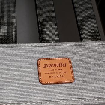 SOFFA, Zanotta, Italien, 1980-talets andra hälft.