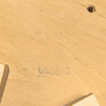 Alvar Aalto, Alvar Aalto, A pair of K65 bar stools, Artek, Finland, late 20th century.