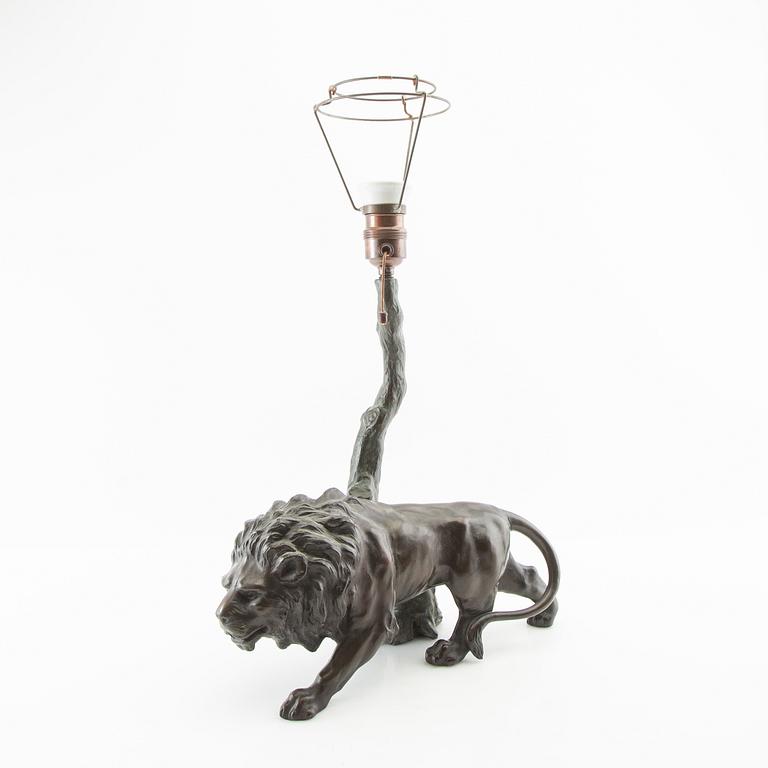 Table lamp, first half of the 20th century.