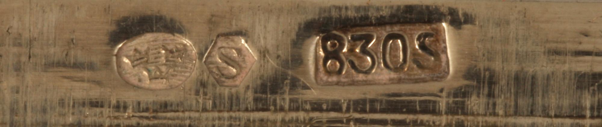 CIGARRASK, silver, importstämplad. 156 g.