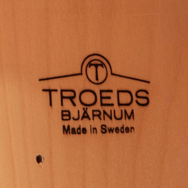 Nils Jonsson sideboard "Cortina" Troeds Möbelfabrik, Bjärnum 1900-talets senare del.