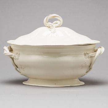 SOPPTERRIN, fajans, trol England 1700/1800-tal.
